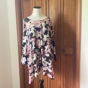 Adele & May Floral Mixed Media Pullover Tunic Top, Size 3X